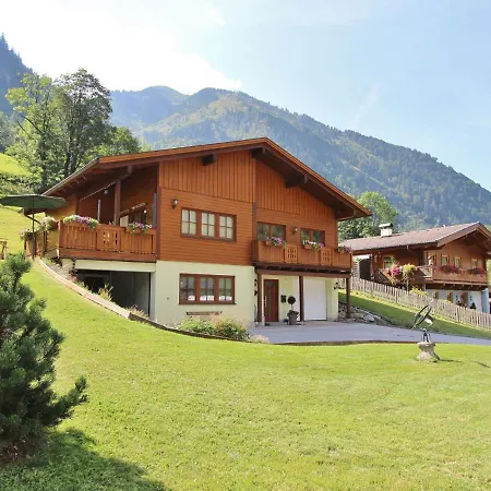 شاليه Modern Chalet In Salzburg With Sauna Fusch an der Grossglocknerstrasse