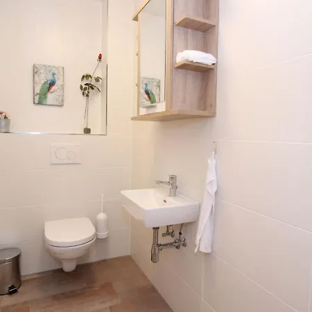 Modern Chalet In Salzburg With Sauna Fusch an der Grossglocknerstrasse
