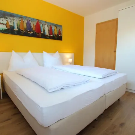 Modern Chalet In Salzburg With Sauna Alpehytte Fusch an der Grossglocknerstrasse