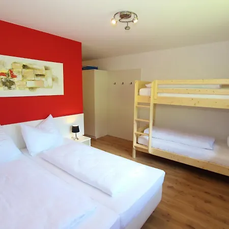 Modern Chalet In Salzburg With Sauna Fusch an der Grossglocknerstrasse